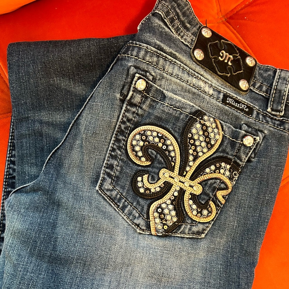 Miss Me Fleur di lis